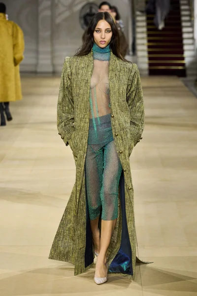 Look 40